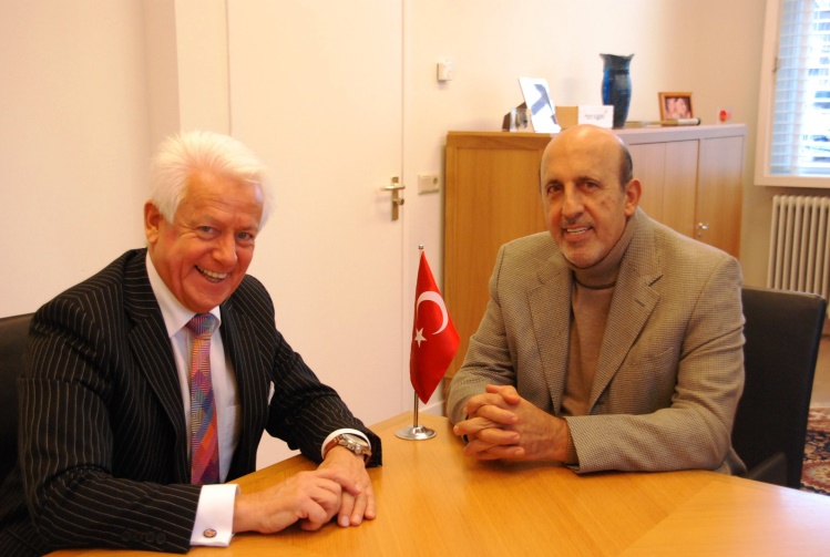 C:\Users\ILHAN\Desktop\HAZİRAN BULTENİ'NE GİRECEK OLANLAR\Joost peters-ilhan Karacay.JPG