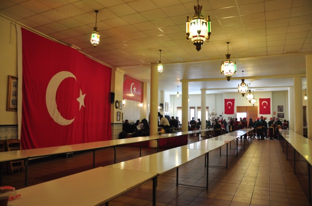 C:\Users\ILHAN\Desktop\TEMMUZ BULTENINE GIRECEKLER\Sax-Comparsa de Turcos'un binasi.JPG