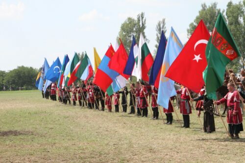 D:\UZAKTAKI DOSTLAR VE IZLER-YAZI VE FOTOĞRAFLAR\MACARİSTAN-IZLER\Macaristan- Turan Kurultayı'ndan görüntüler 2014 (28).JPG