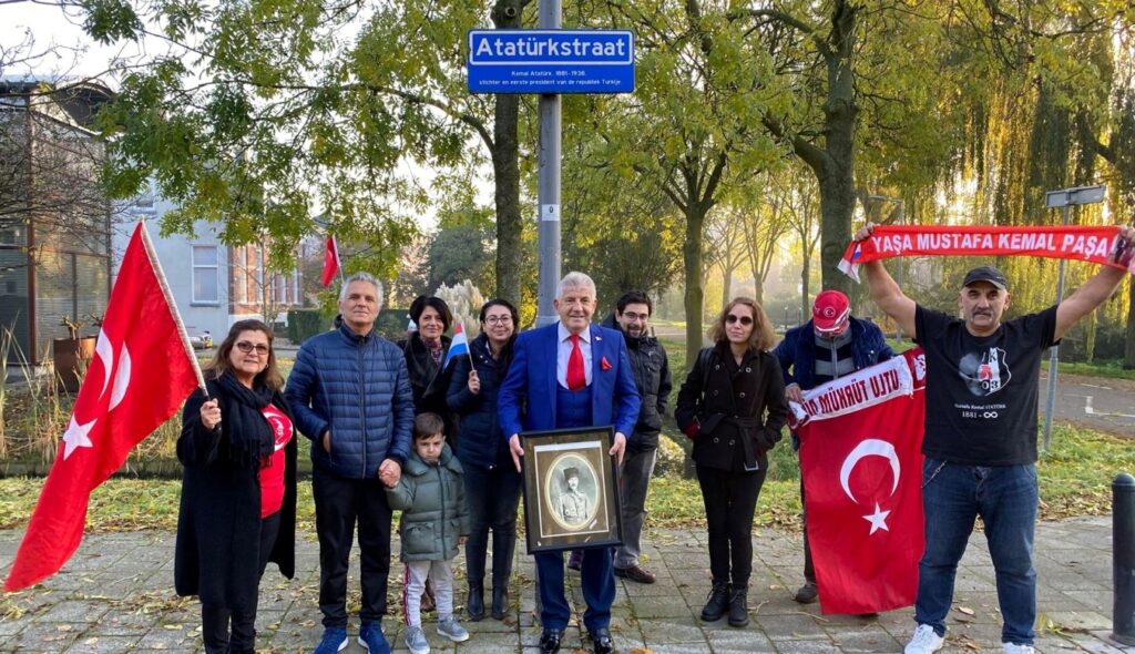 C:\Users\ILHAN\Desktop\AGUSTOS BULTENINE GIRECEKLER\Ataturkstraat 2.jpg