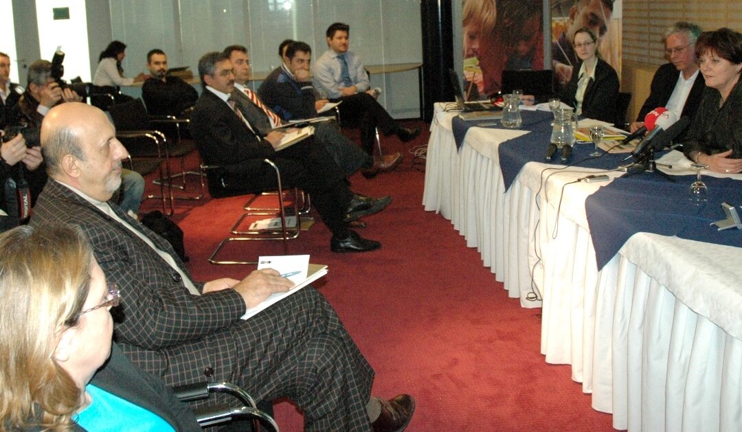 İŞTE O FOTOĞRAF: BAKAN VOGELAAR’A ‘KLONLANMIŞSINIZ’ DEMİŞTİM