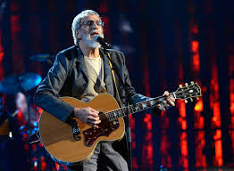 C:\Users\ILHAN\Desktop\AGUSTOS BULTENINE GIRECEKLER\Yusuf islam -gitar.jpg