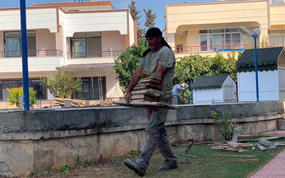 HAYATIN İNANILMAZ AZİZLİĞİ:OTEL PATRONLUĞUNDAN AMELELİĞE…