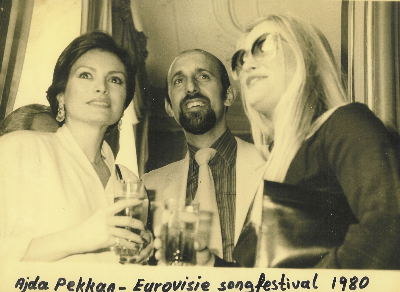 C:\Users\ILHAN\Desktop\ARALIK BULTENINE GIRECEKLER\Ajda Pekkan 1980 Songvestival.jpg