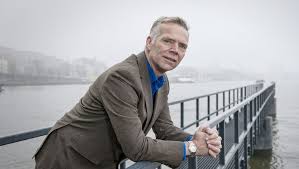C:\Users\ILHAN\Desktop\1-ISLENECEK HABERLER\Trouw Kees van der Laan.jpg