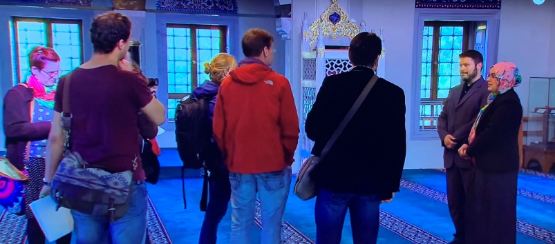 C:\Users\ILHAN\Desktop\ARALIK BULTENINE GIRECEKLER\Almanya Sehitlik-cami (13).jpg