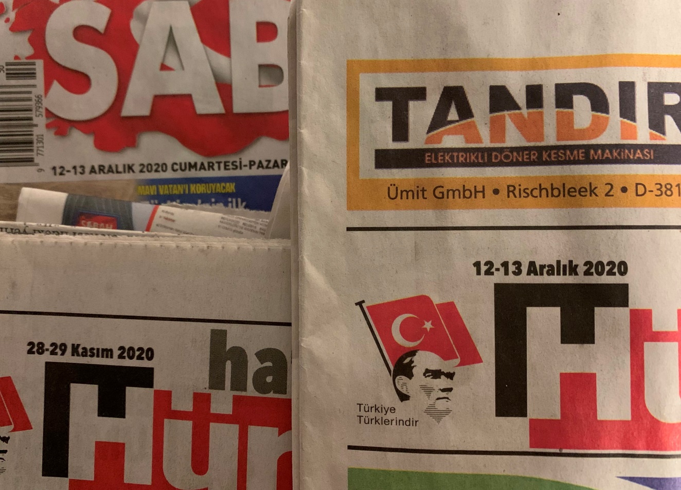 C:\Users\ILHAN\Desktop\ARALIK BULTENINE GIRECEKLER\Gazete okumuyorum.jpg