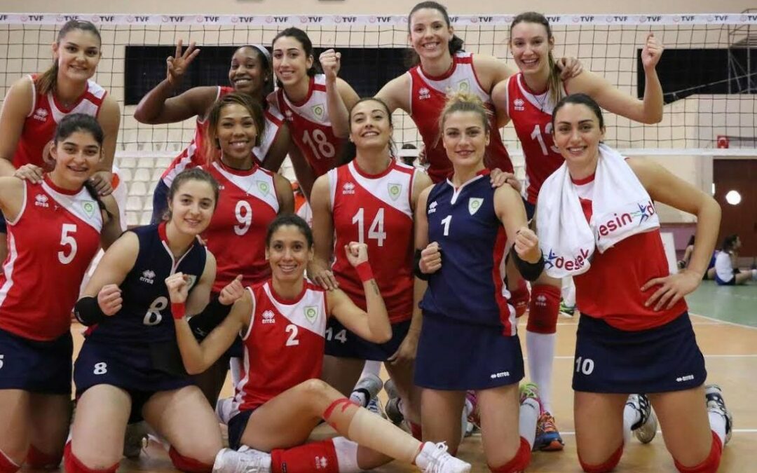 TÜRK ASILLI HOLLANDALI YAZARDAN İLGİNÇ YORUM: TÜRKİYE’DE KADINLARIN EŞİTLİK MÜCADELESİ BAŞARILI