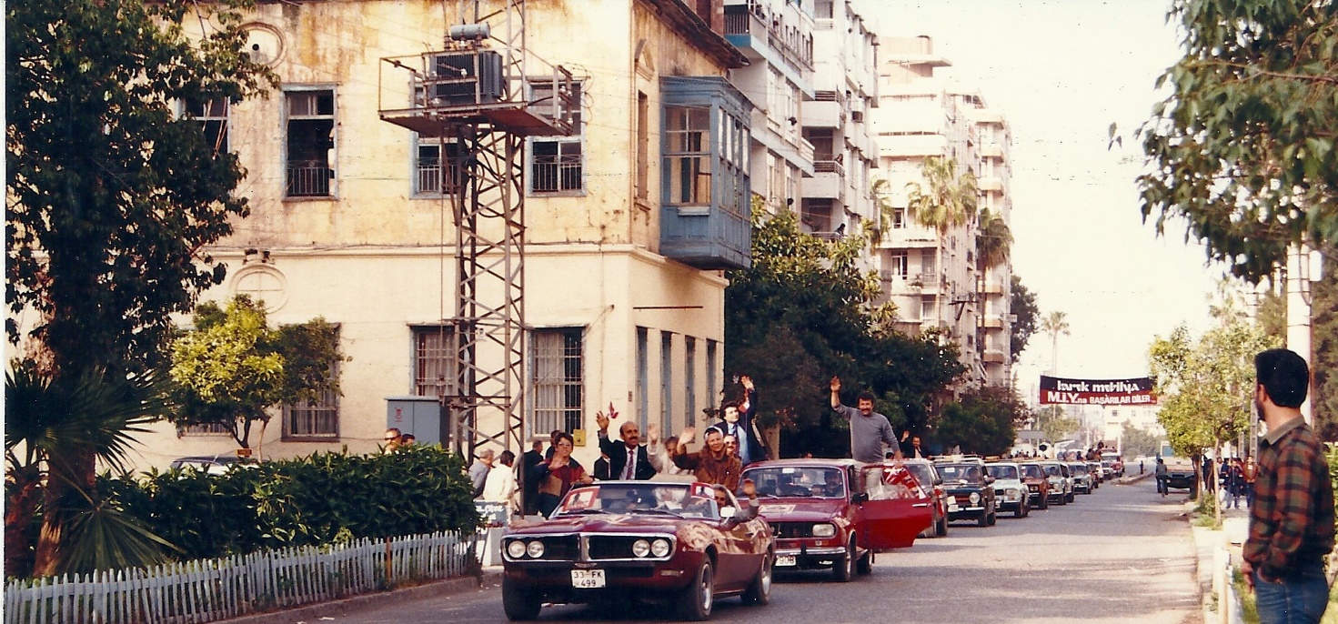açık hava, ağaç, yol, cadde içeren bir resim Açıklama otomatik olarak oluşturuldu
