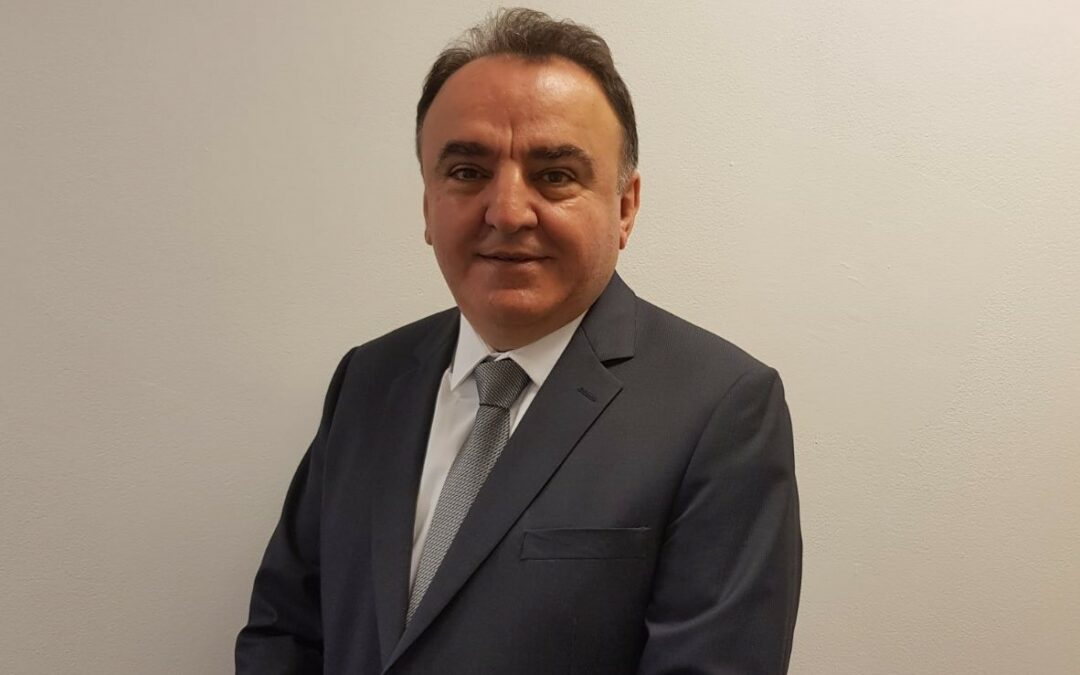 ETHEM EMRE’DEN BİR HİZMET DAHA: TÜRKÇEYİ ÖNEMSEYEN VE DÜZGÜN KONUŞMAK İSTEYEN, HBO VE YÜKSEL EĞİTİMLİLER İÇİN KURS.