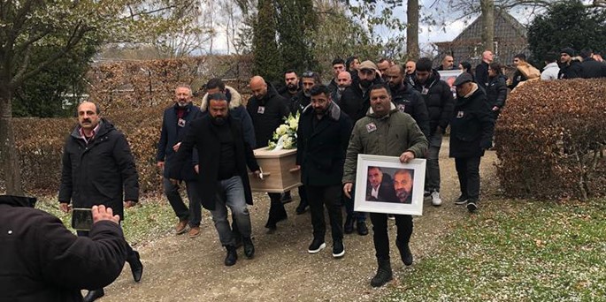 HOLLANDA ‘HOLLANDA’ OLALI, BÖYLE BİR CENAZE TÖRENİ GÖRMEDİ…