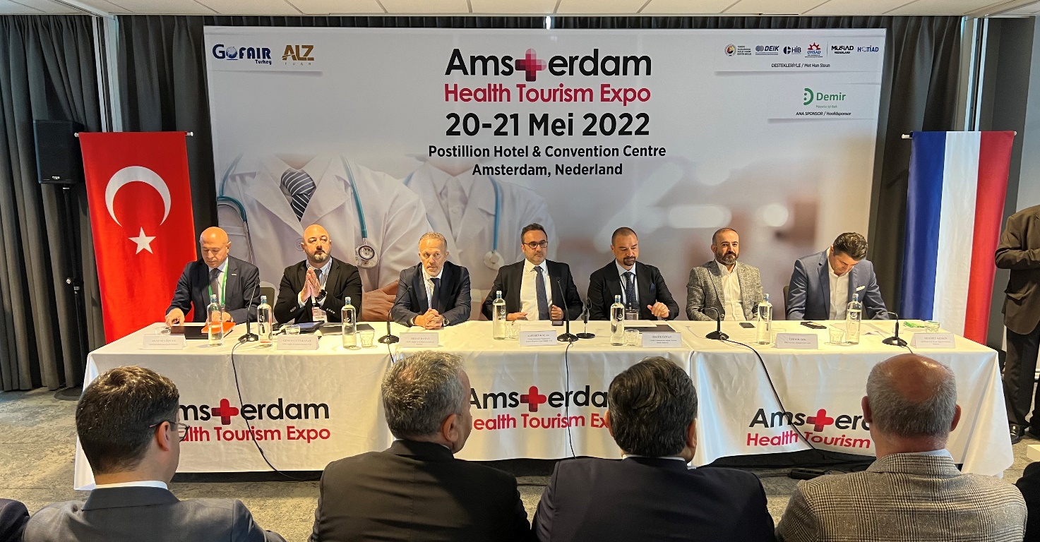 metin, kişi içeren bir resim Açıklama otomatik olarak oluşturuldu