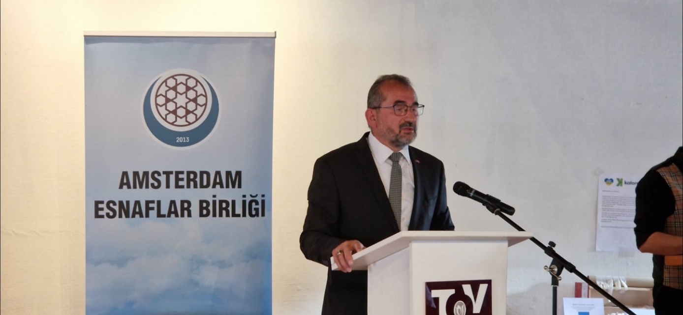 metin, adam, kişi içeren bir resim Açıklama otomatik olarak oluşturuldu