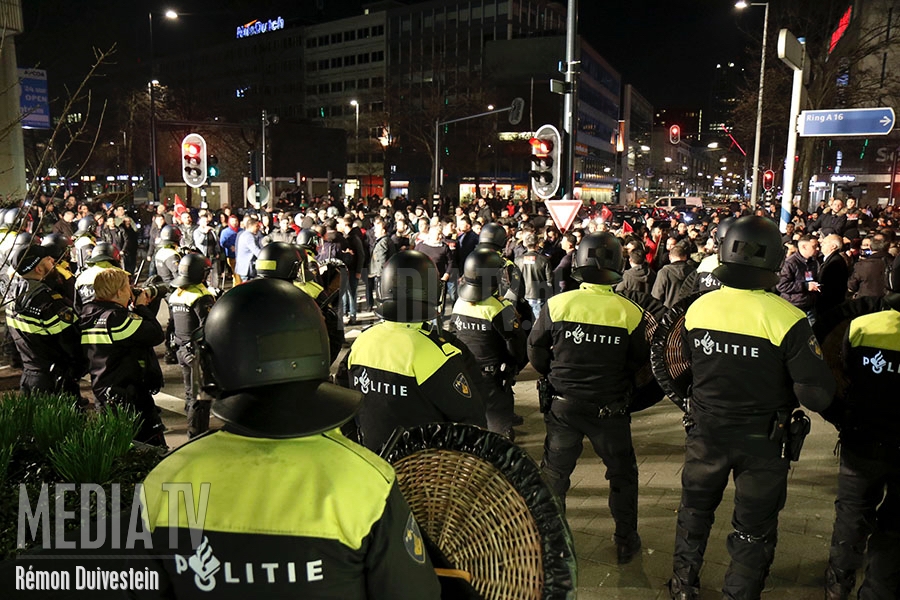 Media TV - Demonstratie bij Turks consulaat Schiedamse Vest Rotterdam (video)