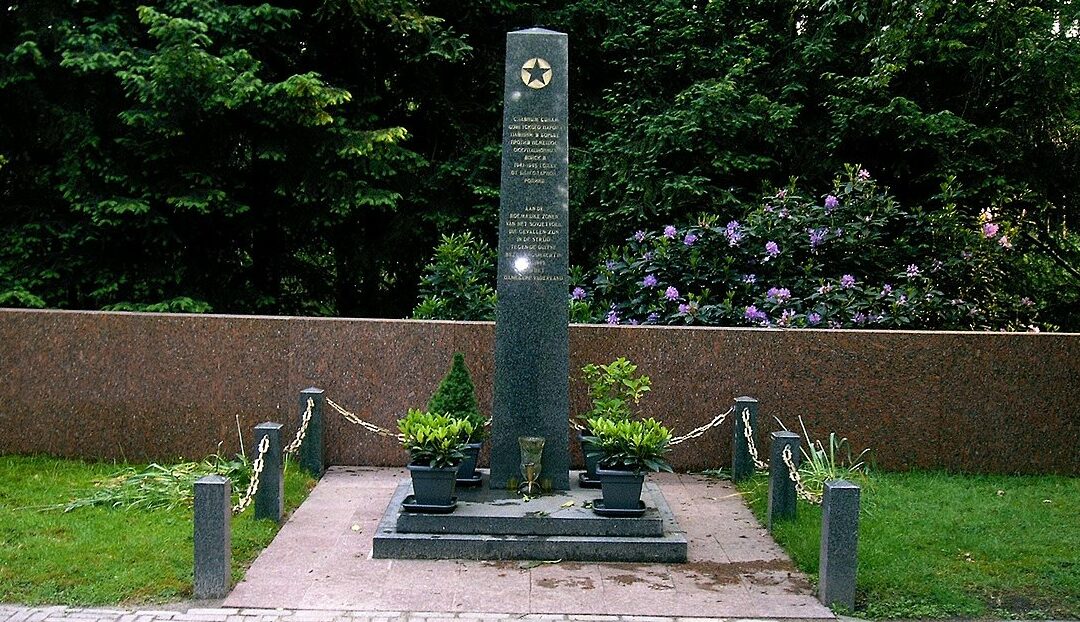 HOLLANDA’DA, ESİR KAMPI’NDA NAZİLER TARAFINDAN ÖLDÜRÜLEN AZERİ, ÖZBEK VE KAZAK KANDAŞLARIMIZI 29 NİSAN’DA ANACAĞIZ.