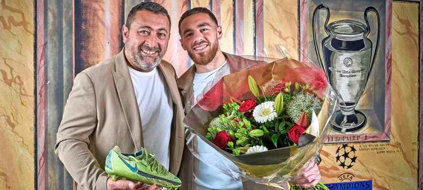 FEYENOORD’UN KAPTANI ORKUN KÖKÇÜ, HOLLANDA’DA YILIN FUTBOLCUSU SEÇİLDİ VE ALTIN AYAKKABI HAK ETTİ