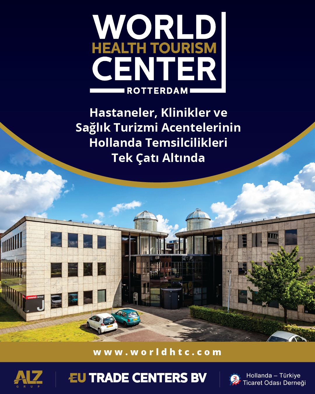 Afbeelding met tekst, wolk, hemel, gebouw Automatisch gegenereerde beschrijving