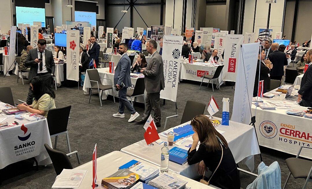 DE AMSTERDAM HEALTH TOURİSM EXPO BEGİNT VANDAAG
