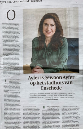 Afbeelding met krant, tekst, Menselijk gezicht, Nieuws Automatisch gegenereerde beschrijving