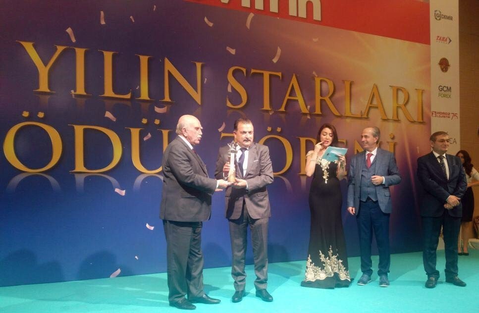 C:\Users\ILHAN\Desktop\1-ISLENECEK HABERLER\turgut-torunogullari-odulunu-ticaret-ve-sanayi-eski-bakani-ali.jpg