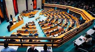 Hollanda Parlamentosu'nda şüpheli paket alarmı - Turkinfo