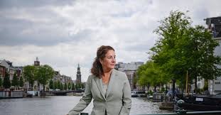 Burgemeester Femke Halsema: 'Door plat toerisme sterft de stad' - NRC