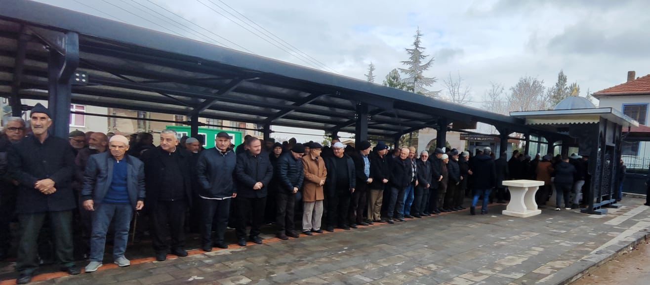 Afbeelding met hemel, buitenshuis, persoon, mensen Door AI gegenereerde inhoud is mogelijk onjuist.