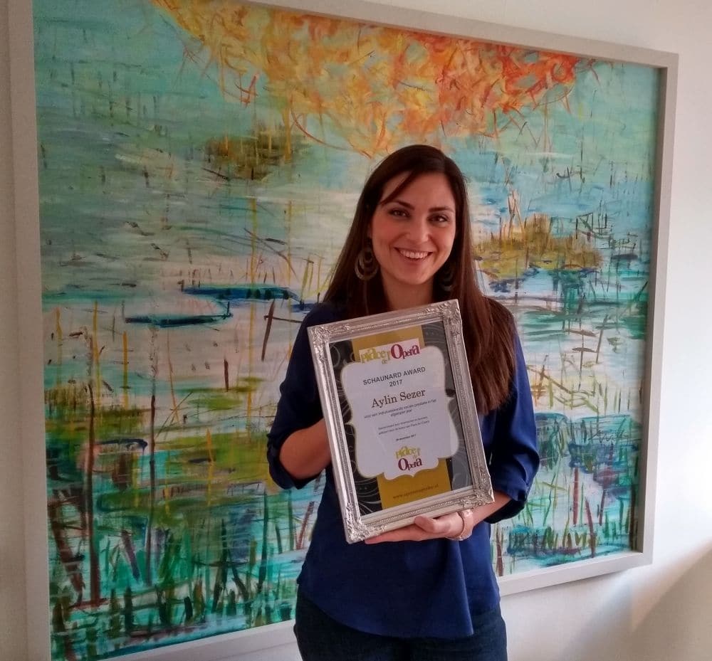 Aylin Sezer ontvangt Schaunard Award | Place de l'Opera