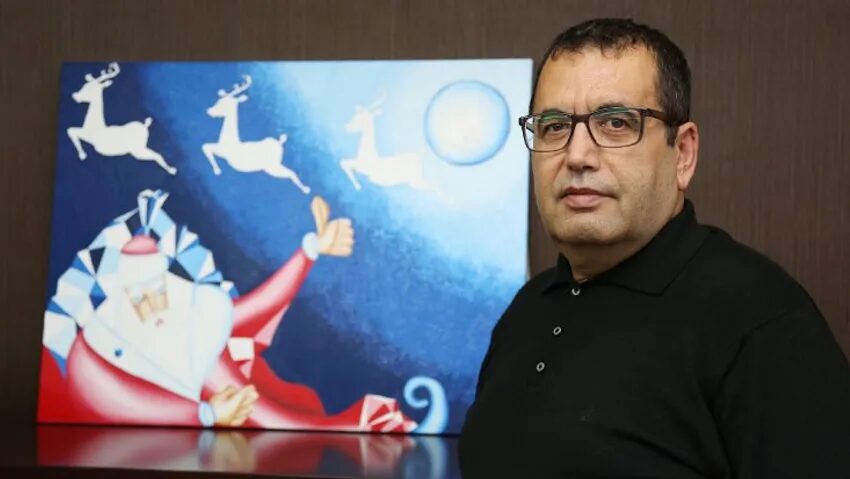 Afbeelding met Menselijk gezicht, person, kleding, persoon Door AI gegenereerde inhoud is mogelijk onjuist.