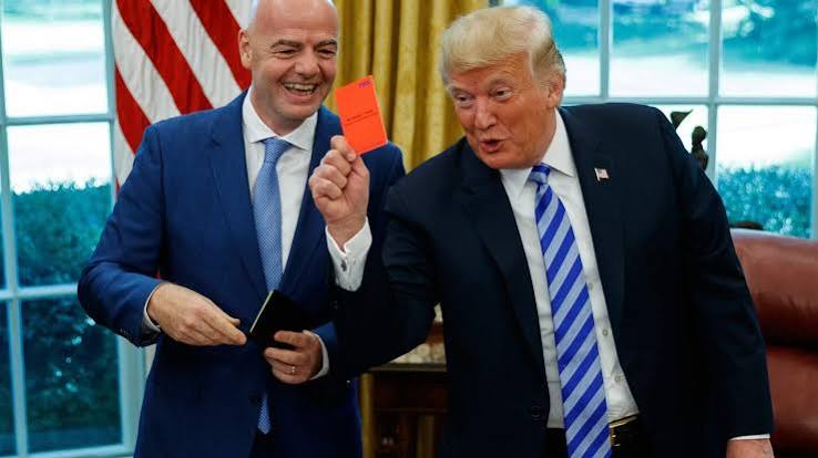 Trump praat met FIFA over rode kaart Folarin Balogun | De Telegraaf