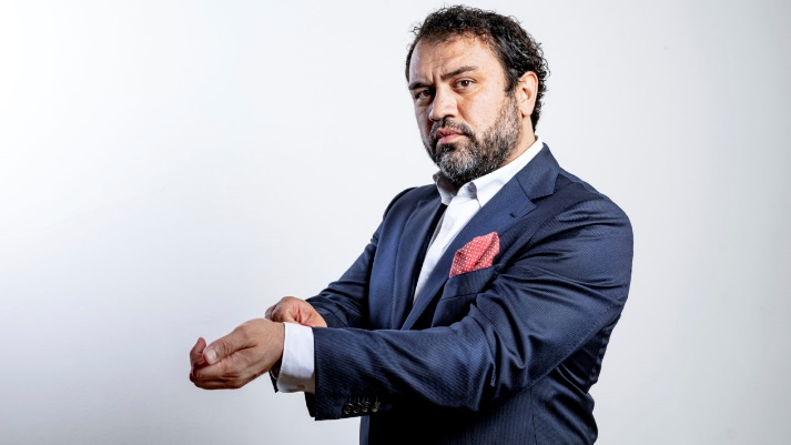 Zihni Özdil nieuwe online columnist EW - EW